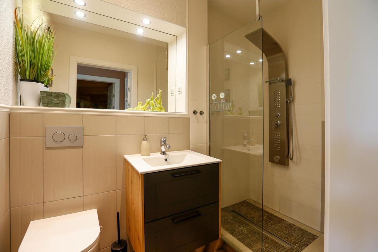 Iseroase House Deluxe Pobiedna Dış mekan fotoğraf