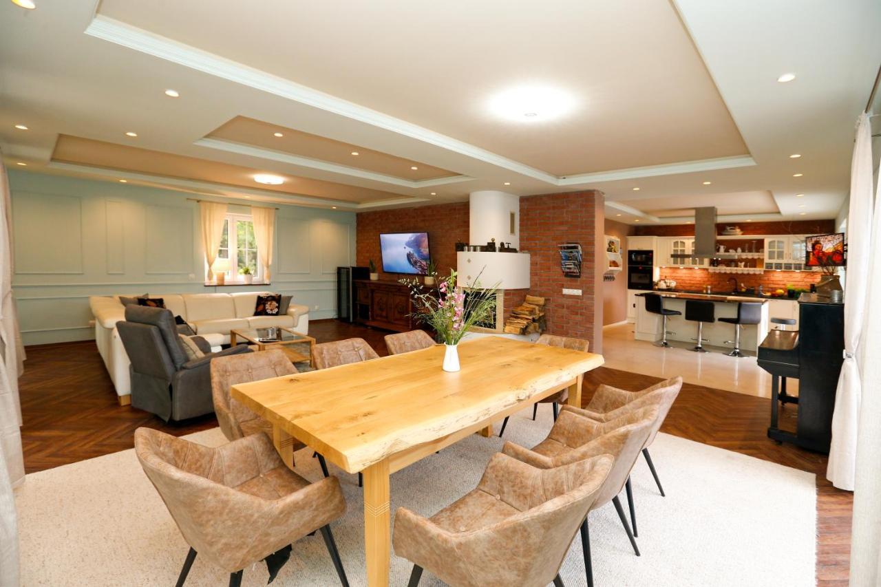 Iseroase House Deluxe Pobiedna Dış mekan fotoğraf
